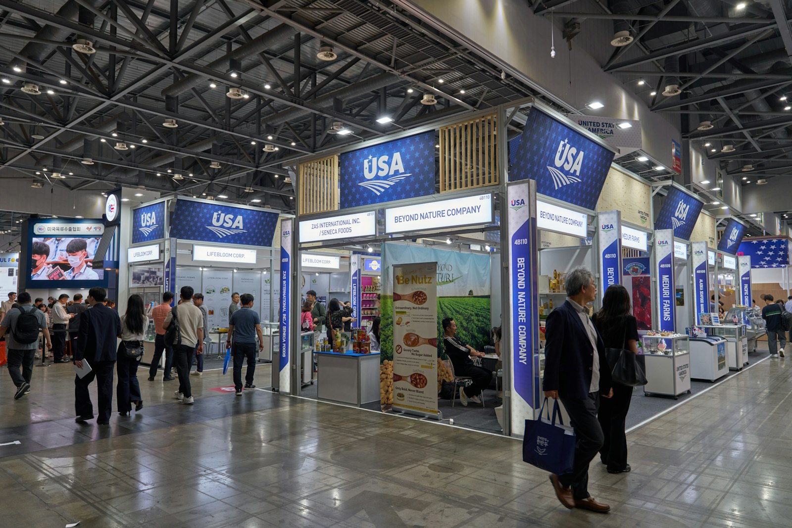 Navigating Cross-Border Pet Tech: How Heybo's Compliance Infrastructure Eliminates Distribution Barriers for Smart Litter Box Retailers
